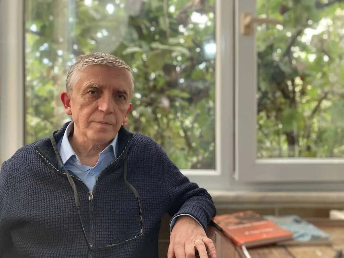 Kubur: 1980'in Karanlık İzleri Edebiyatla Yüzleşiyor!