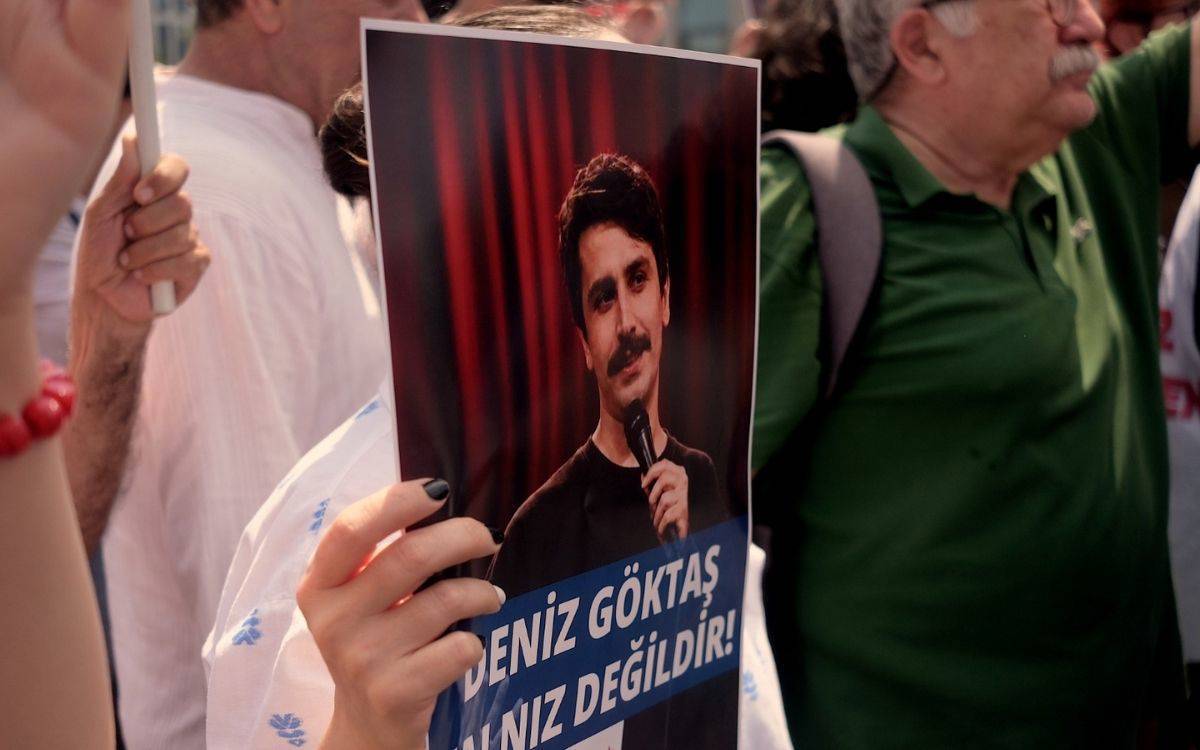 Komedyen Deniz Göktaş'ın Tahliye Talebine Mahkemeden Sürpriz Ret!