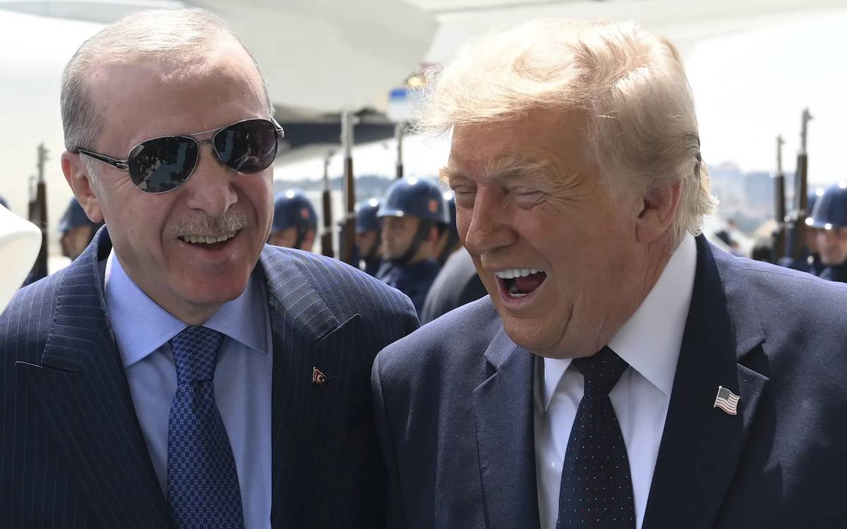 Trump'tan Sert Çıkış: “Grönland ABD'nin Olmalı!”
