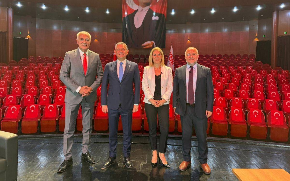 Özgür Özel'den Yeni Hedef: %50+1!