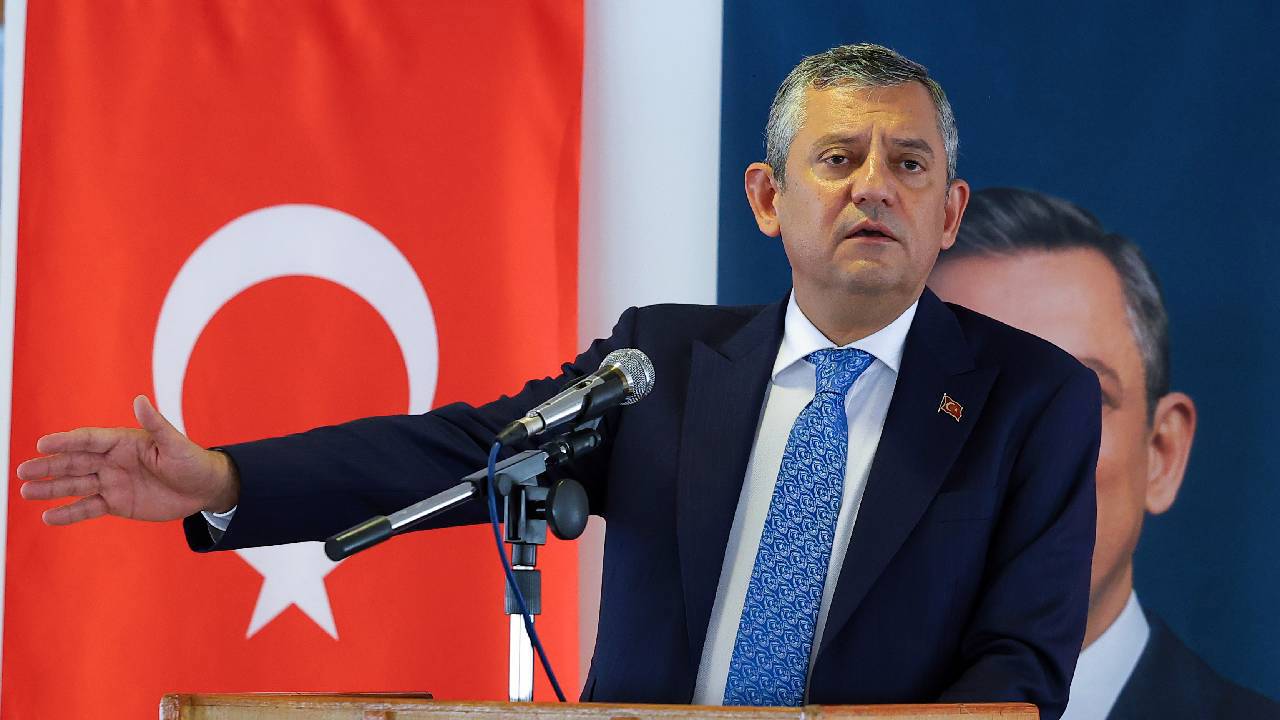 Özgür Özel'den Mansur Yavaş sorusuna net yanıt: 'Duruşu bizimle'