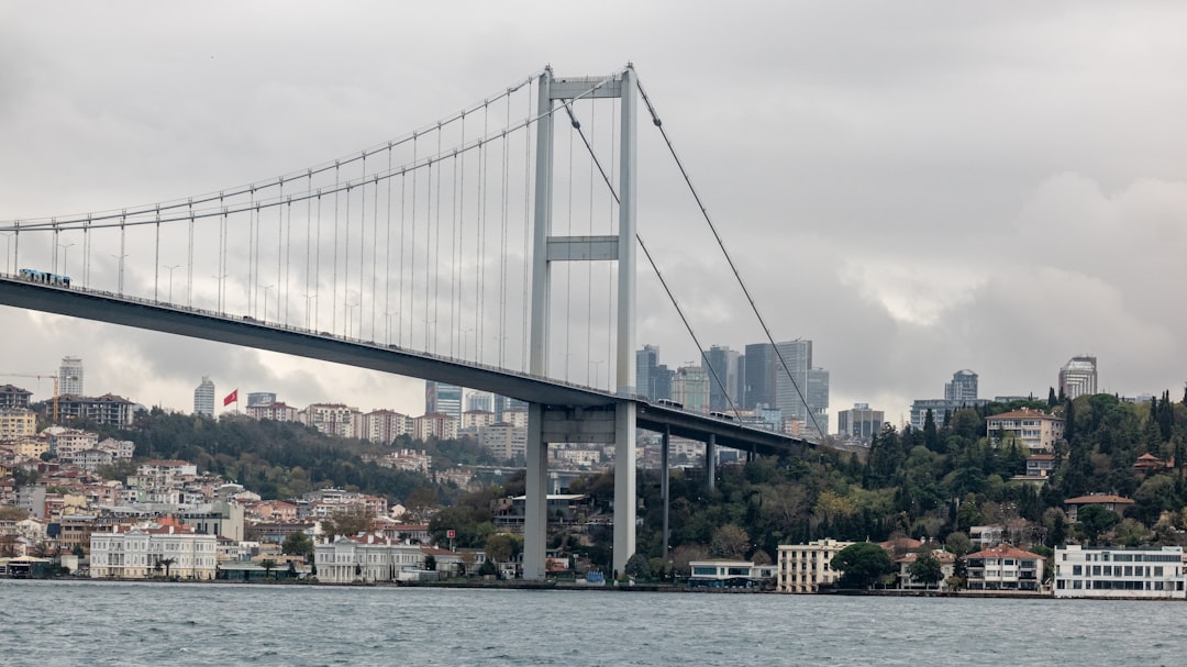 İstanbul ve 23 İlde Sağanak Alarmı: 4 İl İçin Sarı Kod Uyarısı!