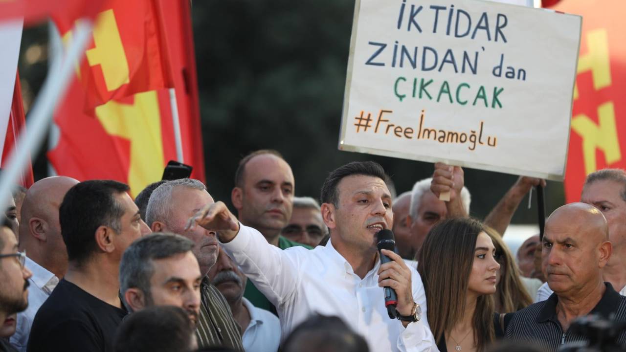Tuzla'da 'Millet İradesine Saygı' Yürüyüşü: 40 Milyarlık İmar Rantı Soruldu